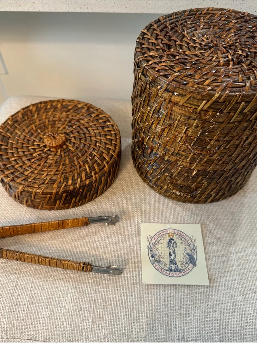 Vintage Rattan Mcm Ice (no) Bucket w Lid & Tongs Wicker Tiki Bar Coastal Barware